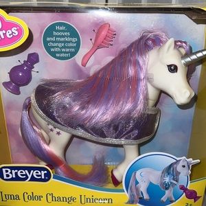 BREYER LUNA COLOR CHANGE UNICORN LUCKY ACRES AGE 2 & UP